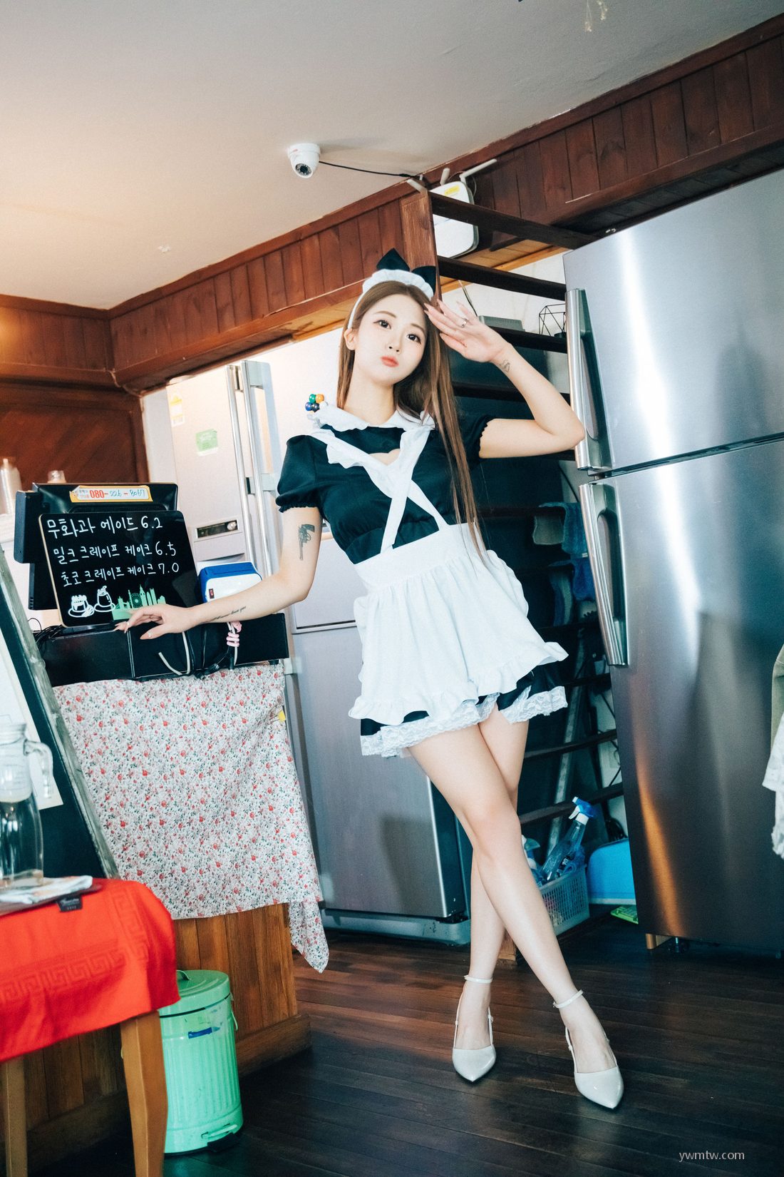 cafe [ϺLoozyд] Maid Bomi P.10